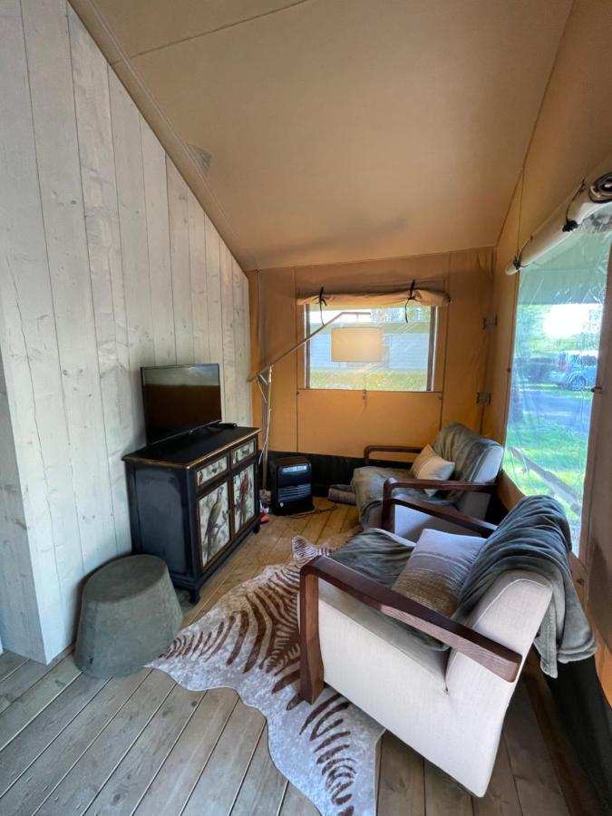 Glamour Glamping At Little Beach Ябеке Екстериор снимка
